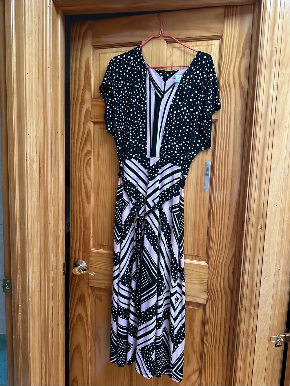 London Fog Black and Light Pink Geometric & Dot Midi Dress